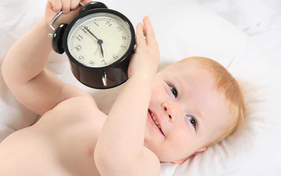 3 EasyandEffective Tweaks To Help Your Baby Sleep When The Clocks